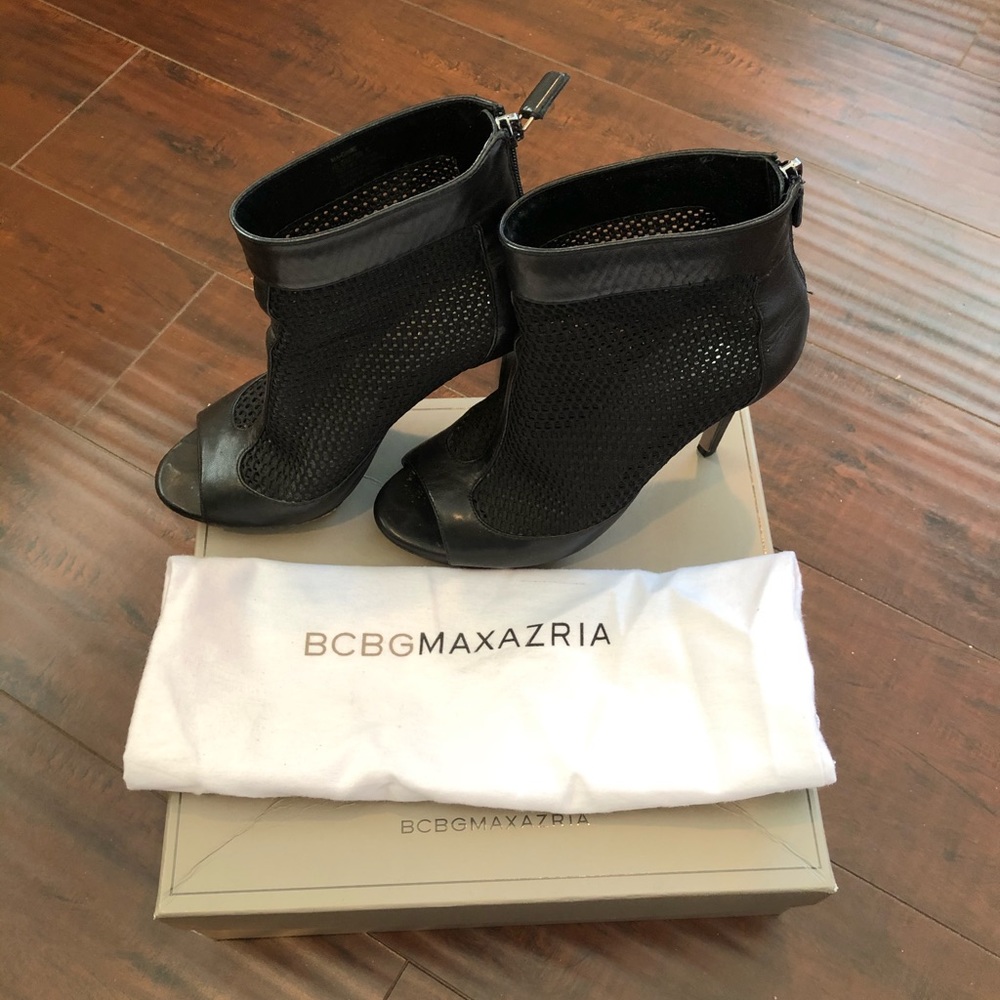 Bcbg mesh booties